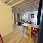 Flat In The Center Of Paris